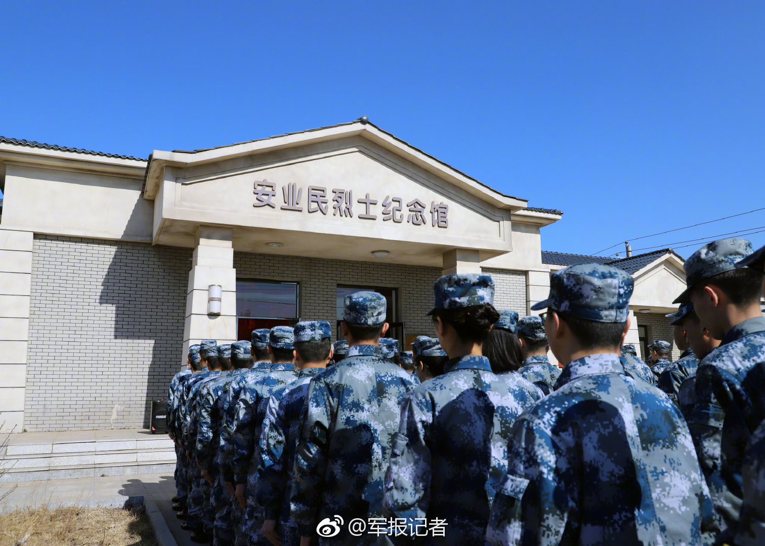 晨昏不寐古言1v2結(jié)局