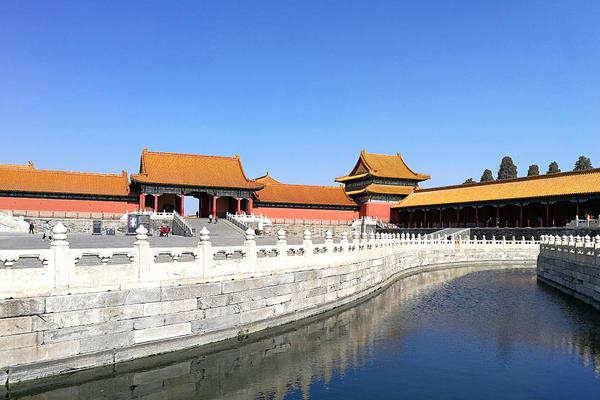 針鋒相對(duì)by水千丞免費(fèi)閱讀