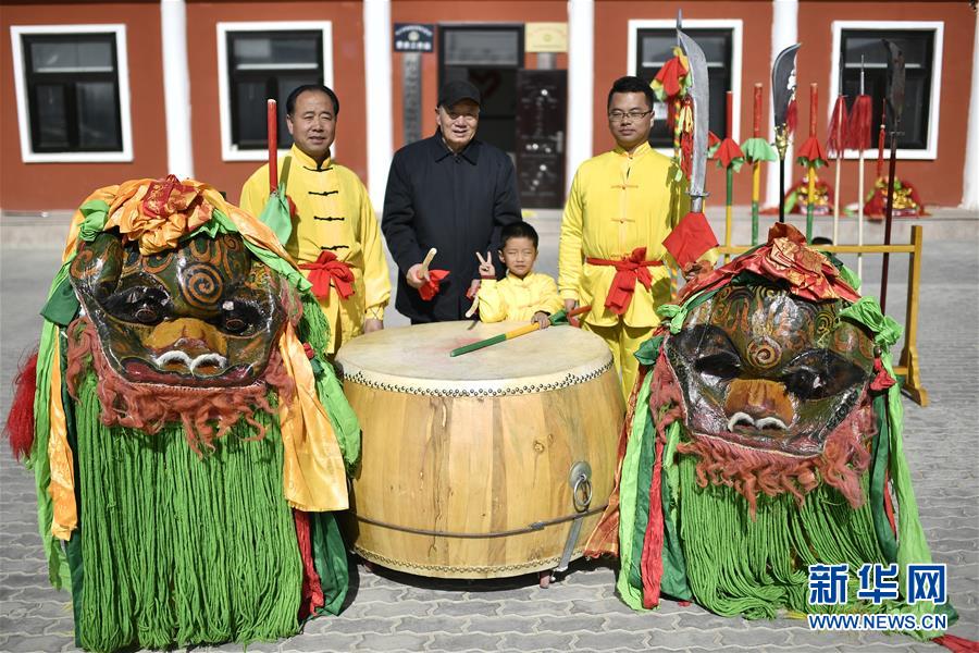 穿越進(jìn)18全息游戲npc鏡子屋周維安