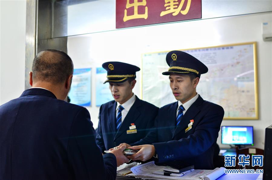 楚楚生歡by昭昭